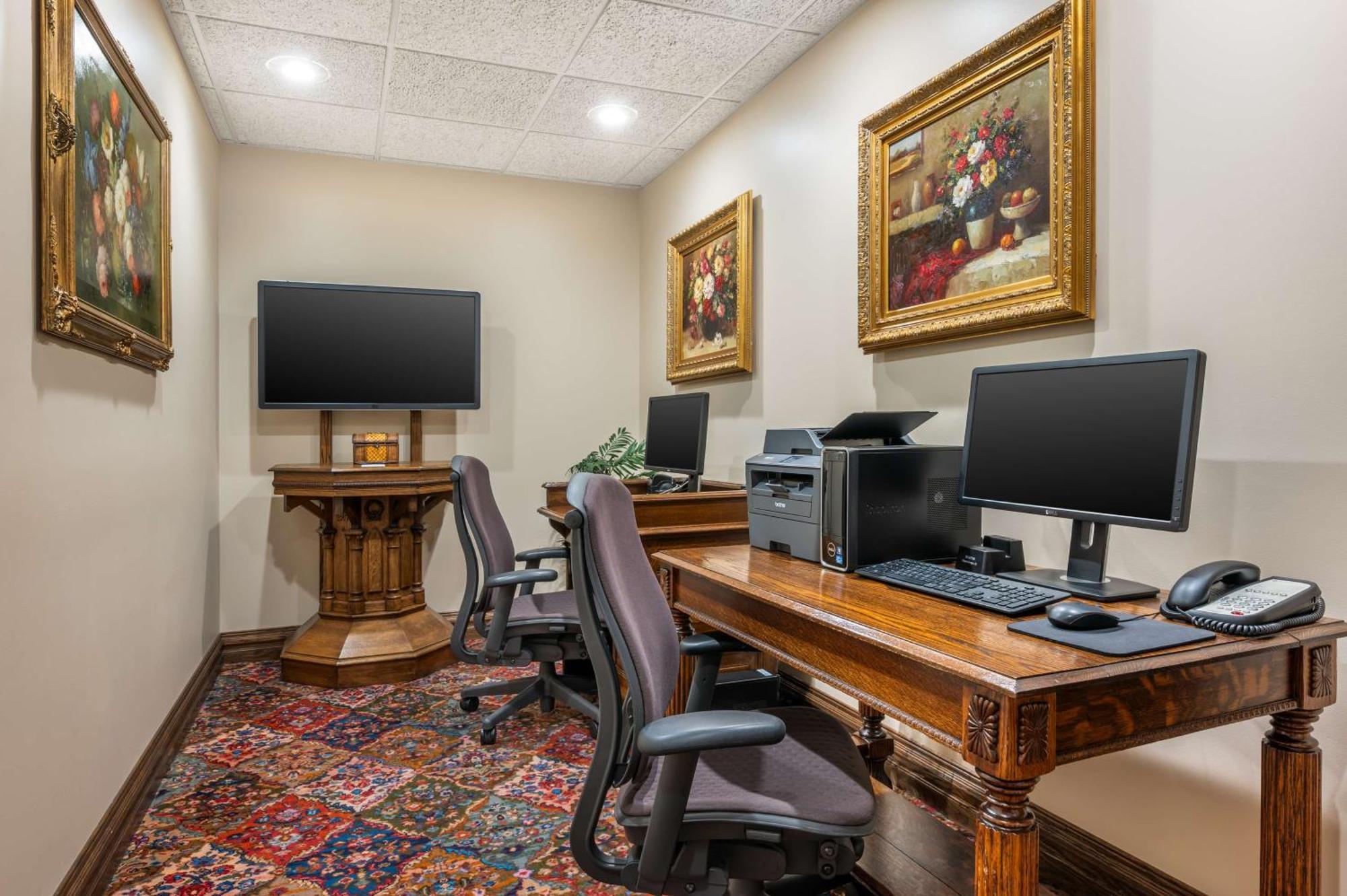 Best Western Premier Mariemont Inn Cincinnati Exterior photo